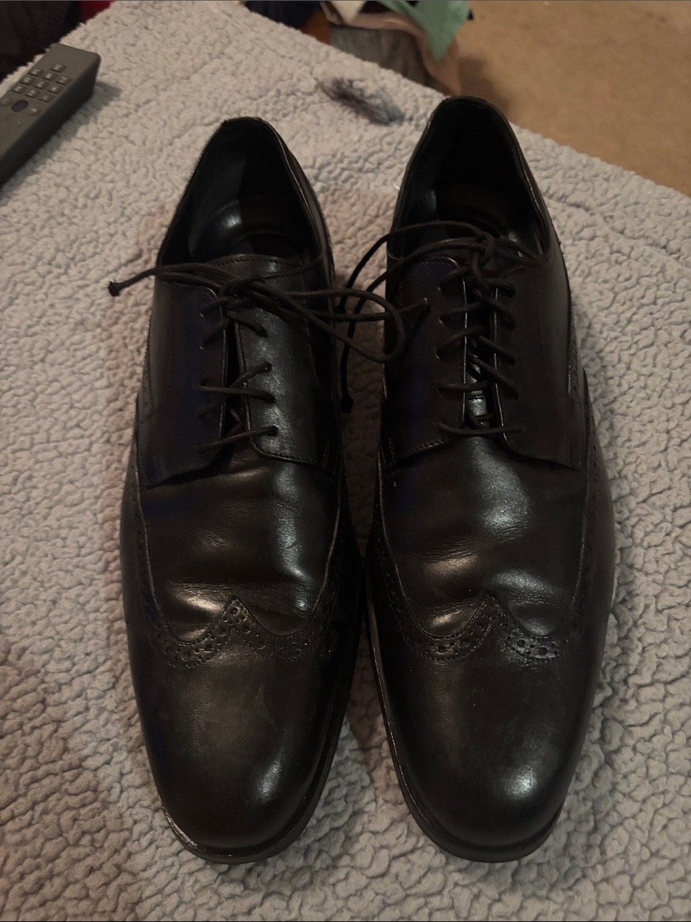 Banana Republic Classic Black Leather Men’s Dress Oxfords